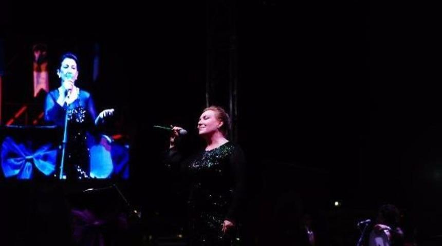 Beylikd&uuml;z&uuml;'nde Yunus Emre Gecesi D&uuml;zenlendi