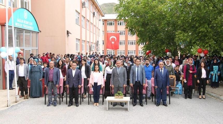 Bitlis Eren&rsquo;de Mezuniyet Coşkusu