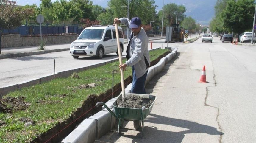 Ordu Caddesinde Ref&uuml;j Yenileme &Ccedil;alışmaları