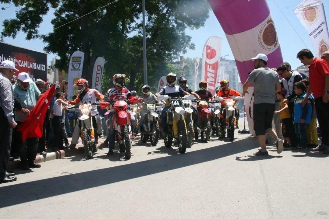 T&uuml;rkiye S&uuml;per Enduro Şampiyonası Afyonkarahisar&rsquo;da Başladı
