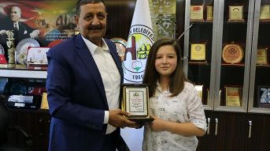 Harran&rsquo;da Bir &Ouml;ğrenci Teog T&uuml;rkiye Birincileri Arasına Girdi