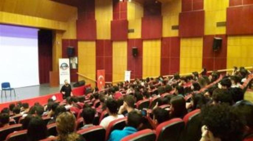 Tunceli&rsquo;de &Ouml;ğrenciler İ&ccedil;in Motivasyon Semineri