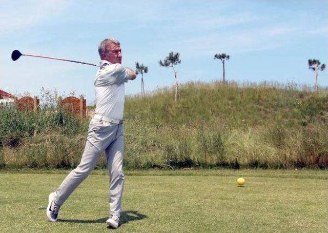 Ağaoğlu: Samsun Golf Sahası, Dolgu Alanı Üzerine Yapıldığı Için Dünyada Tek