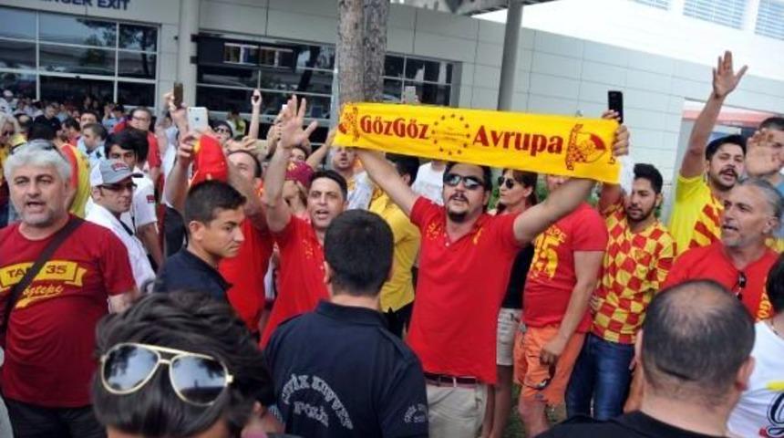G&ouml;ztepe'ye Antalya'da Coşkulu Karşılama