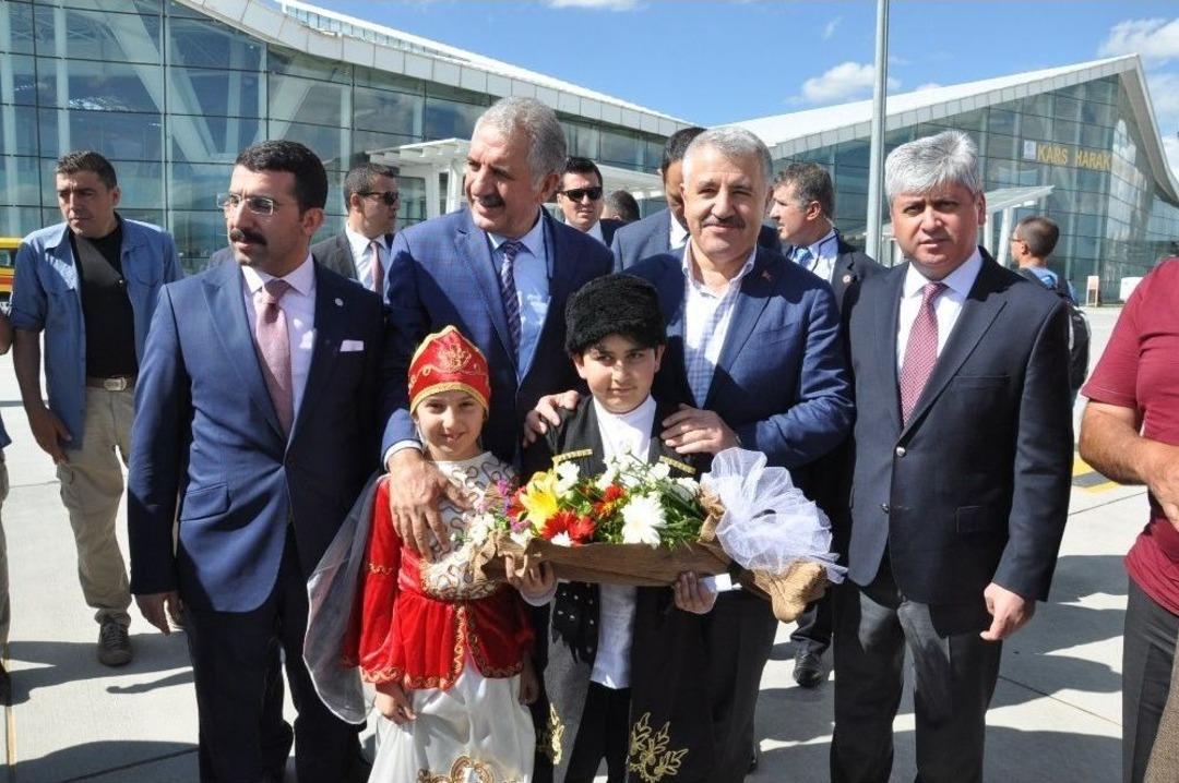 Bakan Arslan Kars&rsquo;ta