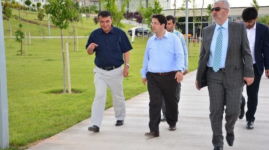 Başkan Yazgı, Cumhuriyet Mahallesi&rsquo;nde İncelemelerde Bulundu