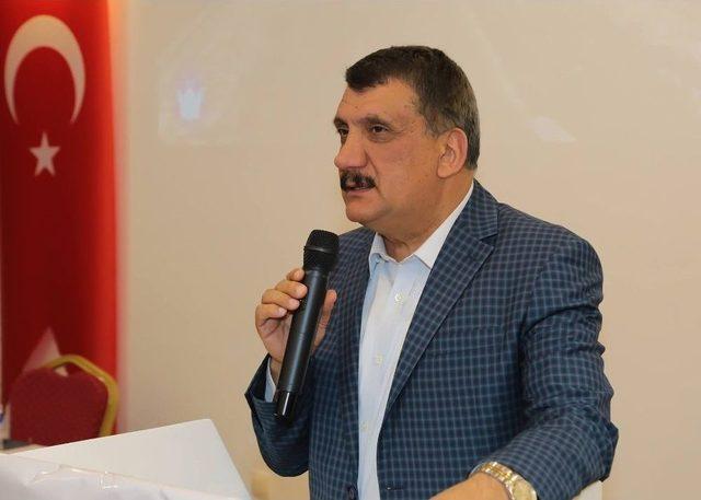 Belediye Başkanı G&uuml;rkan Stk Temsilcilerine İftar Verdi 1