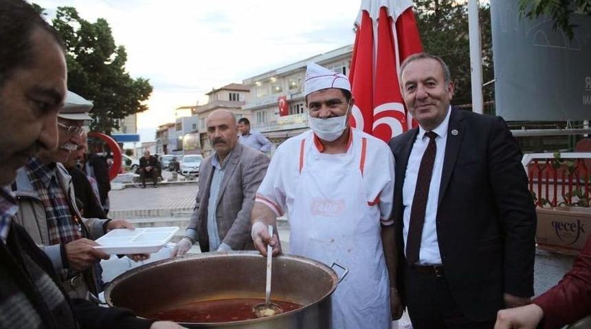 Sungurlu&rsquo;da İftar &Ccedil;adırına Yoğun İlgi