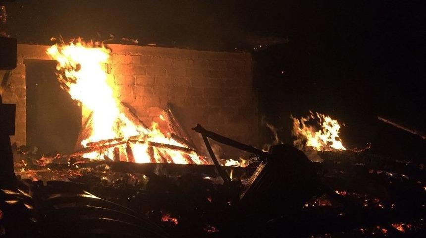 &Ccedil;ayeli&rsquo;nde Yangın