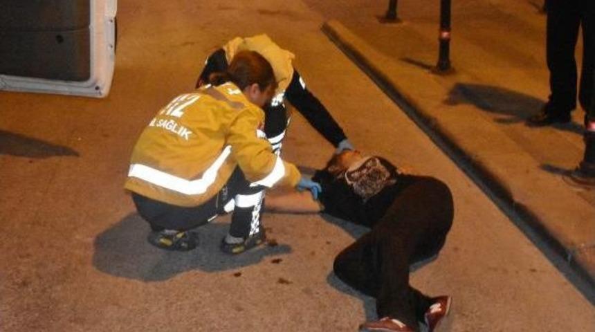 Erkek Arkadaşı Tarafından D&ouml;v&uuml;len Kadın Yol Ortasında Baygın Bulundu