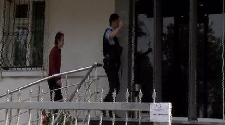 Kavurmacı Polis Merkezine Giderek Imza Verdi