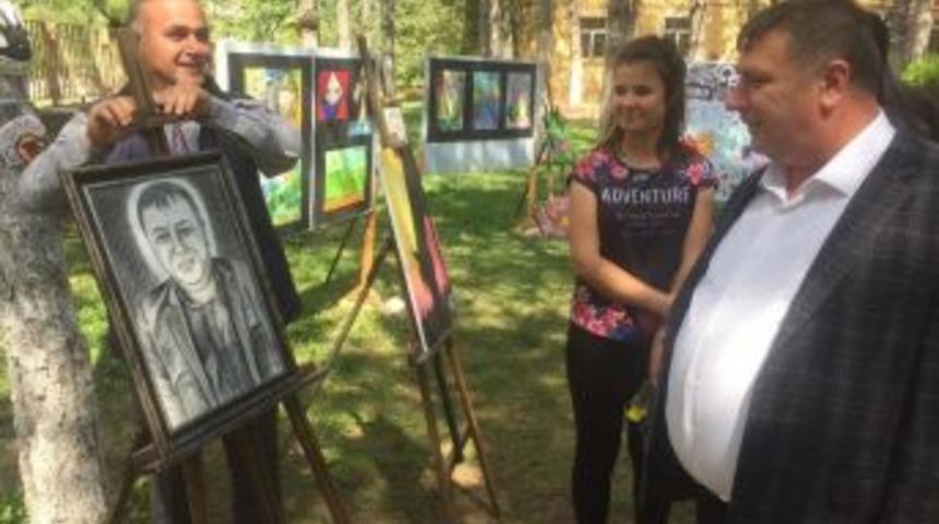 Beylikova’da Lise Öğrencilerinden Yıl Sonu Resim Sergisi