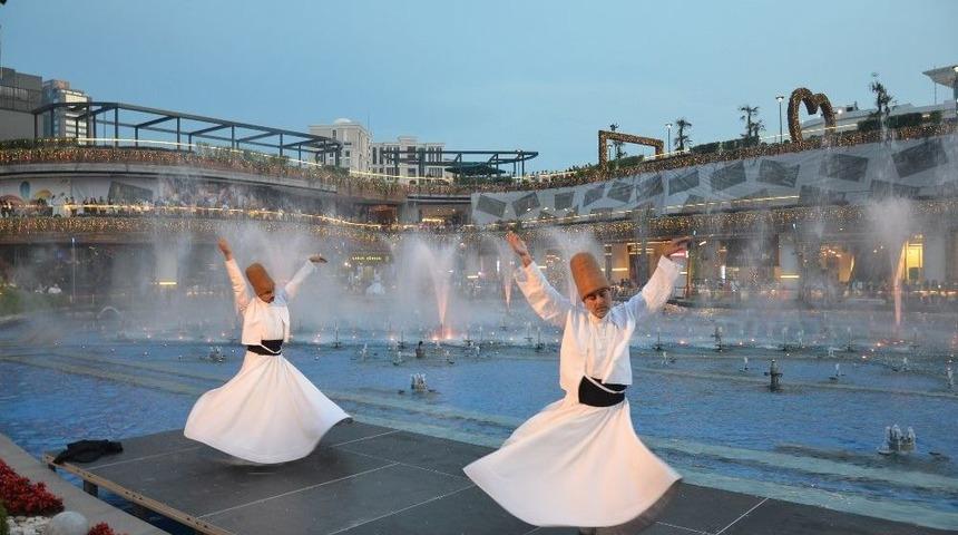 Semazenlerin Su, Ateş Ve Işık Eşliğindeki G&ouml;sterisi