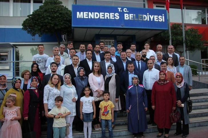 Dağ, Mendereslilerle İftar Yaptı G1