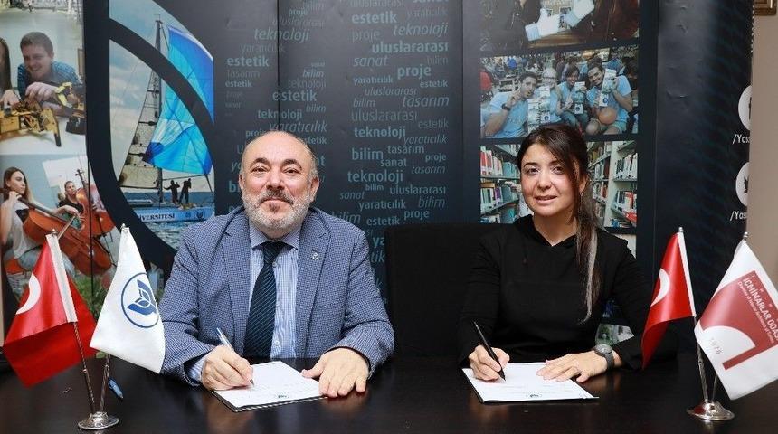 İzmirli İ&ccedil;mimarlara Akademik Destek S&uuml;r&uuml;yor