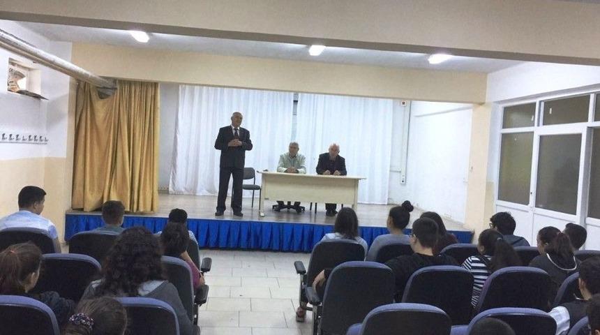 Burhaniye H&uuml;rriyet Ortaokulu&rsquo;nda Meslek Tanıtımı Yapıldı