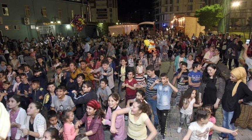 Tekkek&ouml;y&rsquo;de Ramazan Sokağı&rsquo;na Yoğun İlgi