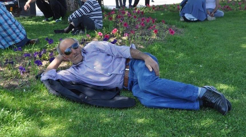 Sivas&rsquo;ta Sıcak Hava Bunalttı