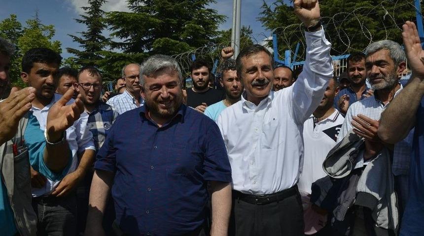 Başkan Ata&ccedil;&rsquo;tan Cam Emek&ccedil;ilerine Destek