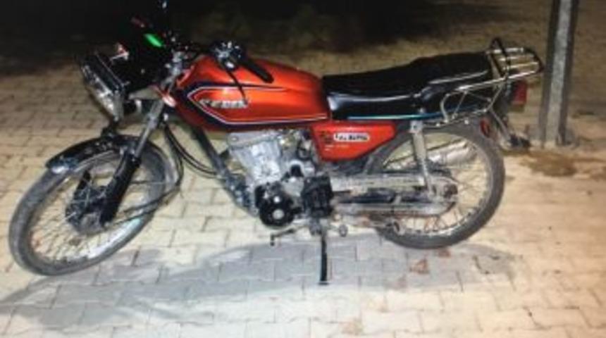 &Ccedil;aldığı Motosikletle Ka&ccedil;arken Yakalandı