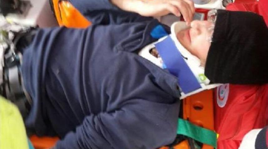 Demirkazık'taki Yaralı Dağcı Kurtarıldı