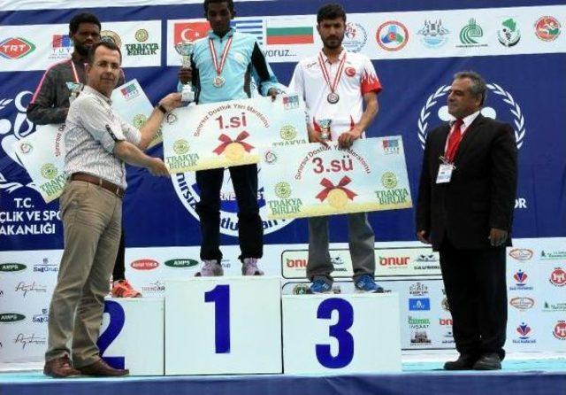 Dostluk Maratonunda Yunan Sınırını Vizesiz Geçtiler (2)