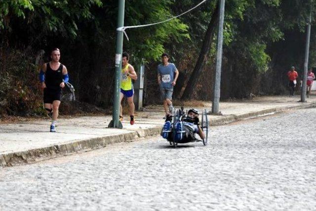 Dostluk Maratonunda Yunan Sınırını Vizesiz Geçtiler (2)