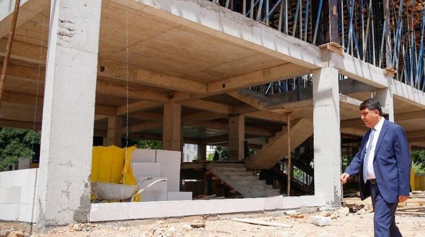 Başkan Fadıloğlu, Sosyal Tesis İnşaatını İnceledi