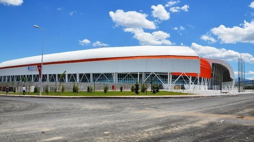 Malatyalılar Yeni Stadın Adının &lsquo;şehit Song&uuml;l Yakut Stadyumu&rsquo; Olmasını İstiyor