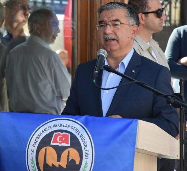 Bakan Yılmaz: Rektör Eşinin Atamasını Doğru Bulmuyorum