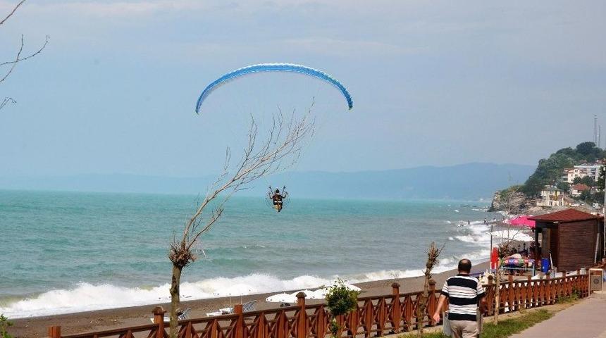 Ramazan Ayında Ak&ccedil;akoca Sahilleri Boş Kaldı
