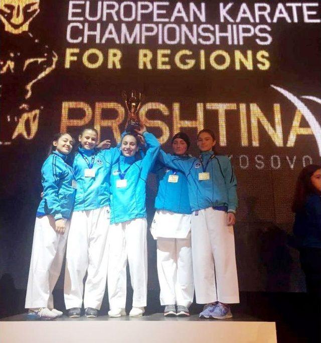 Kosova&rsquo;da Zirve T&uuml;rkiye&rsquo;nin 3