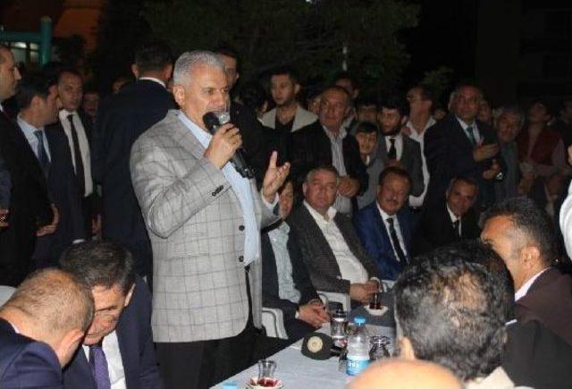 Başbakan Yıldırım Haymana'da Iftar Açtı