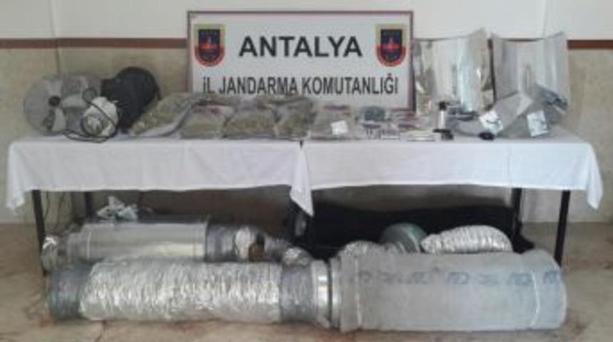 Jandarmadan Uyuşturucu İmalathanesine Baskın