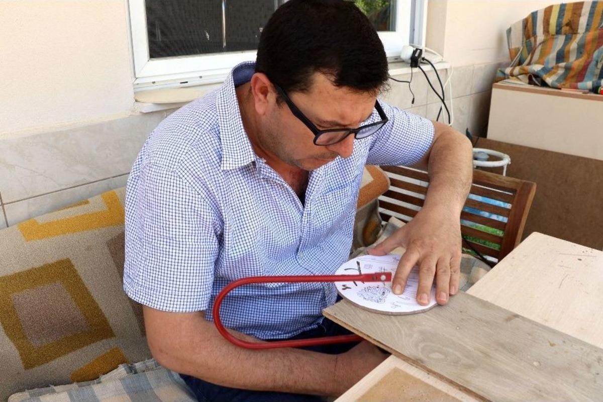 (&ouml;zel Haber) &Ccedil;ocuğunun &Ouml;devini Yaptı, Naht Ustası Oldu