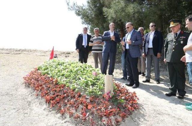 Bakan Işık, Şenoba Şehitlerinin Kabirlerini Ziyaret Etti, Şehit Evinde Iftar Yaptı