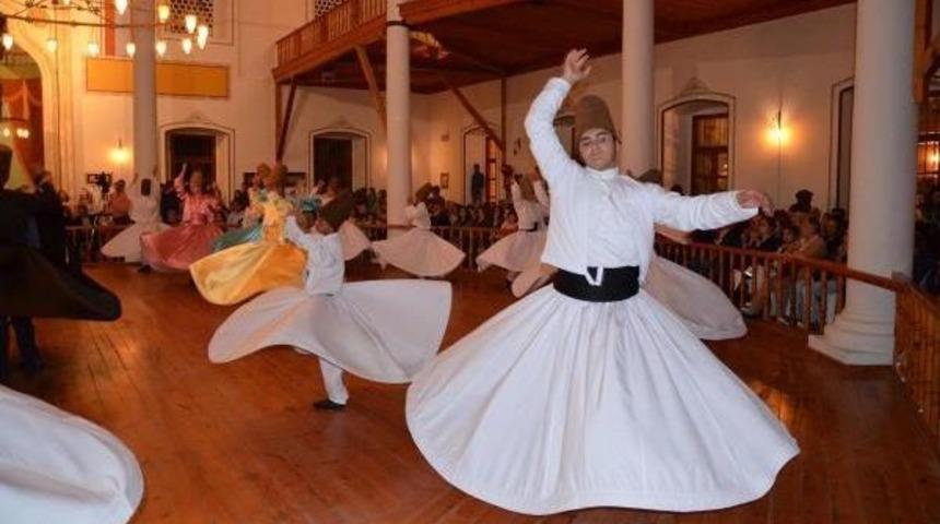 Gelibolu Mevlevihanesi'nde Iftar