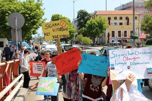 Öğrenciler Madde Bağımlılığına Karşı Yürüdü