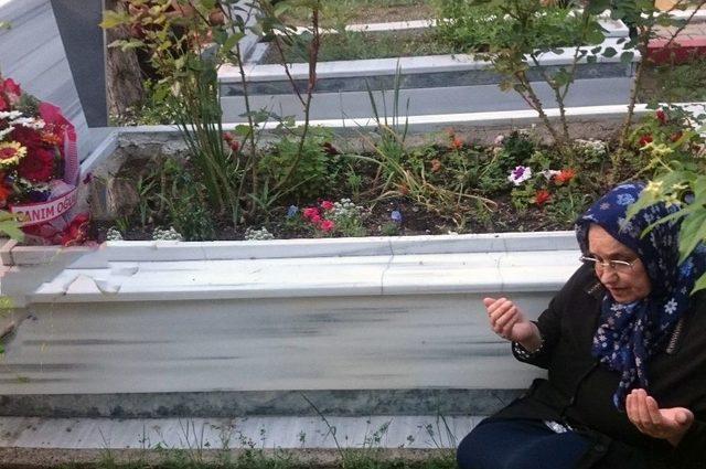 Şehadetinin 13. Yılında Anıldı 1