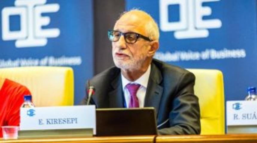 D&uuml;nya İşverenlerine T&uuml;rk Başkan