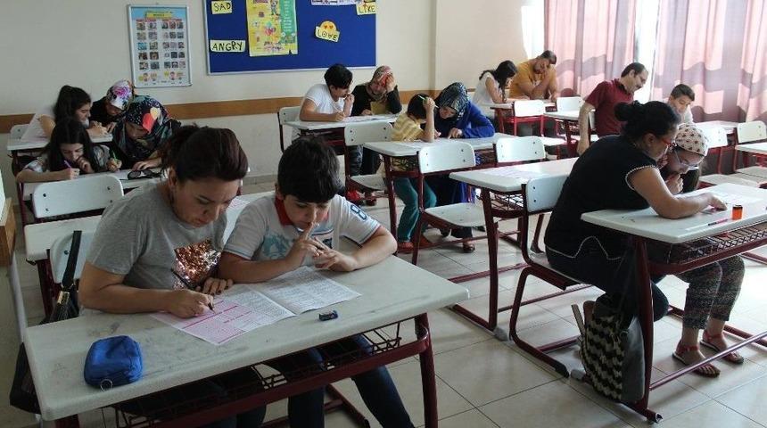 Kozan&rsquo;da &ldquo;ailemle Yarışıyorum&rdquo; Kitap Okuma Yarışması