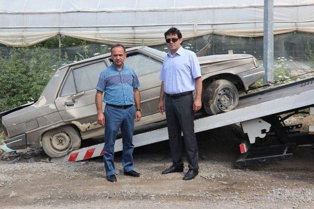 Gazipaşa Sanayi Sitesinde Hurda Ara&ccedil; Temizliği 1