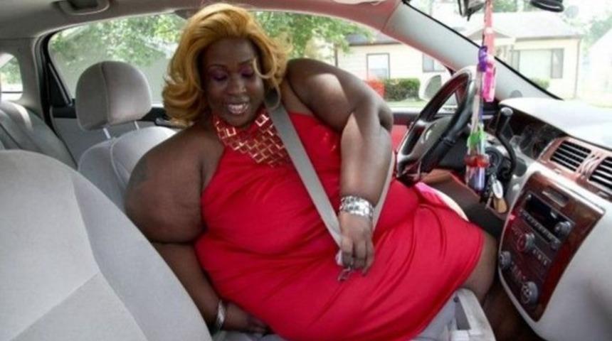 Dünyanın en büyük kalçalı kadını