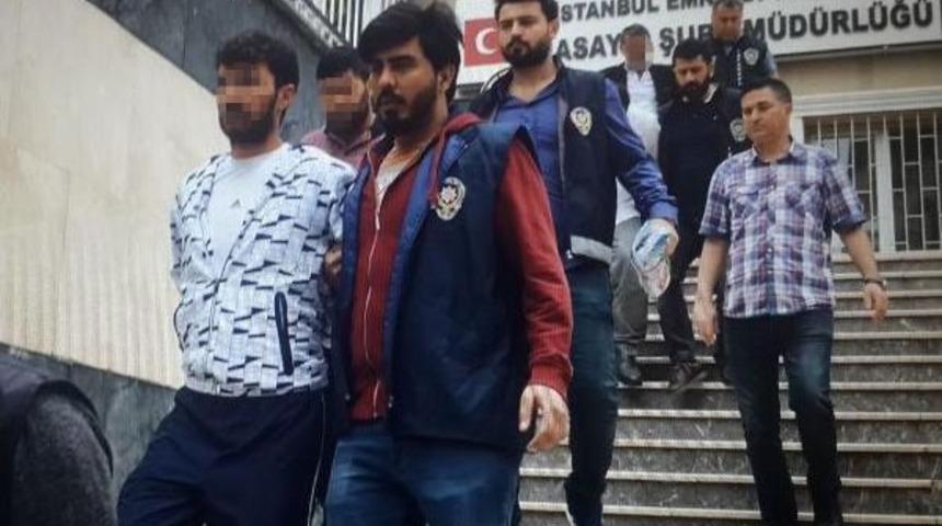 Tekel B&uuml;fesi Sahibini &Ouml;nce Vurup Sonra Yakanlar Yakalandı