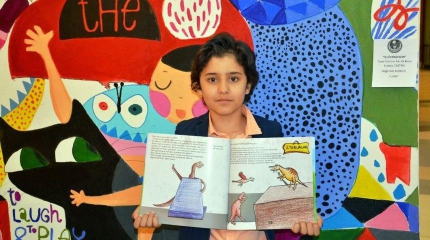 9 Yaşındaki Yazar İkinci Kitabını &Ccedil;ıkardı