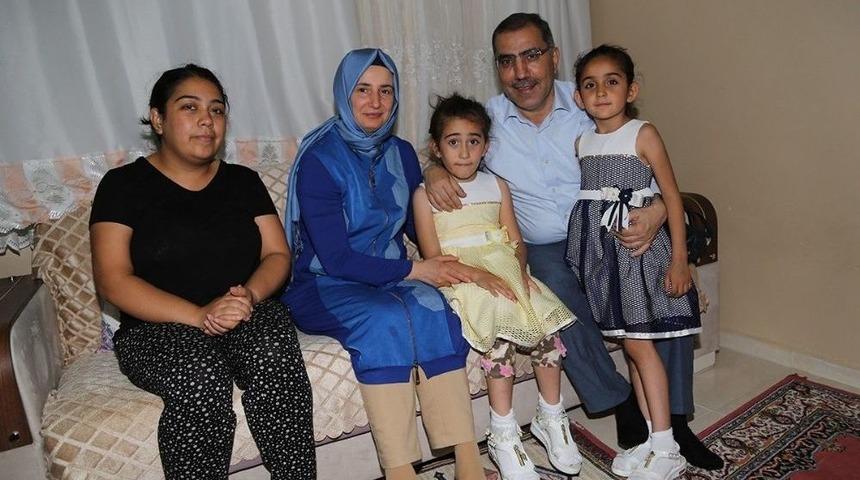 Başkan &Ccedil;elikcan Vatandaşın Sofrasına Konuk Oluyor