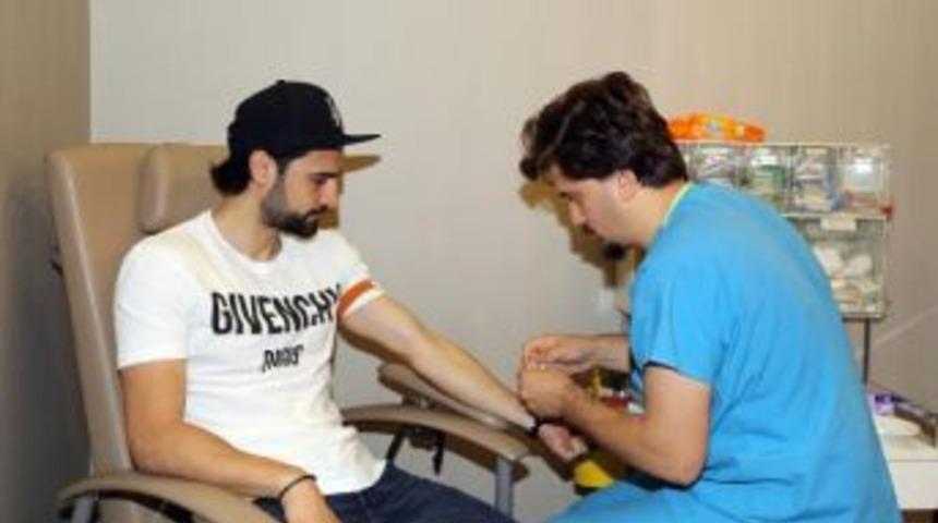 Mehmet Ekici Sağlık Kontrol&uuml;nden Ge&ccedil;ti