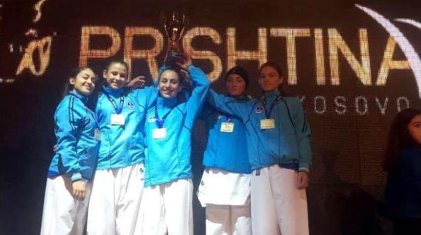 B&uuml;y&uuml;kşehirli Karateciler Avrupa&rsquo;nın Zirvesinde