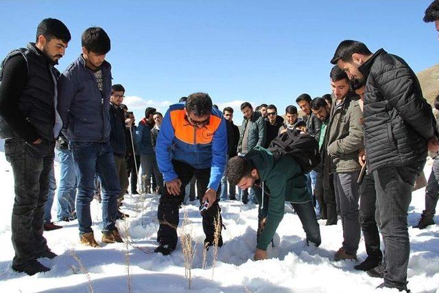 Afad Erzurum’dan Eğitime Destek