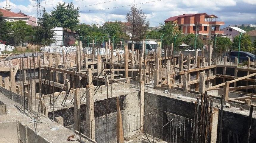 Park Bah&ccedil;eler Binası Y&uuml;kseliyor